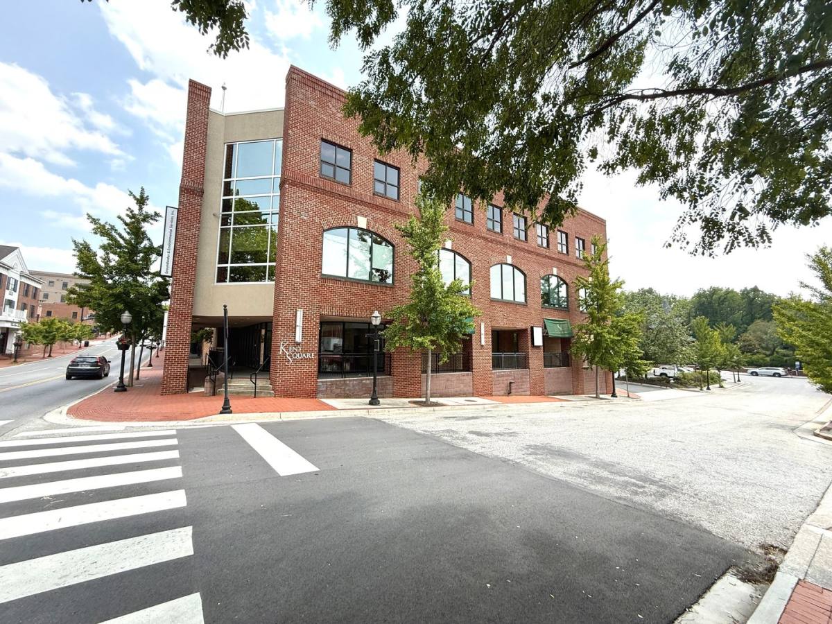 Apartment for rent at 202 S Main St, Blacksburg, VA 24060