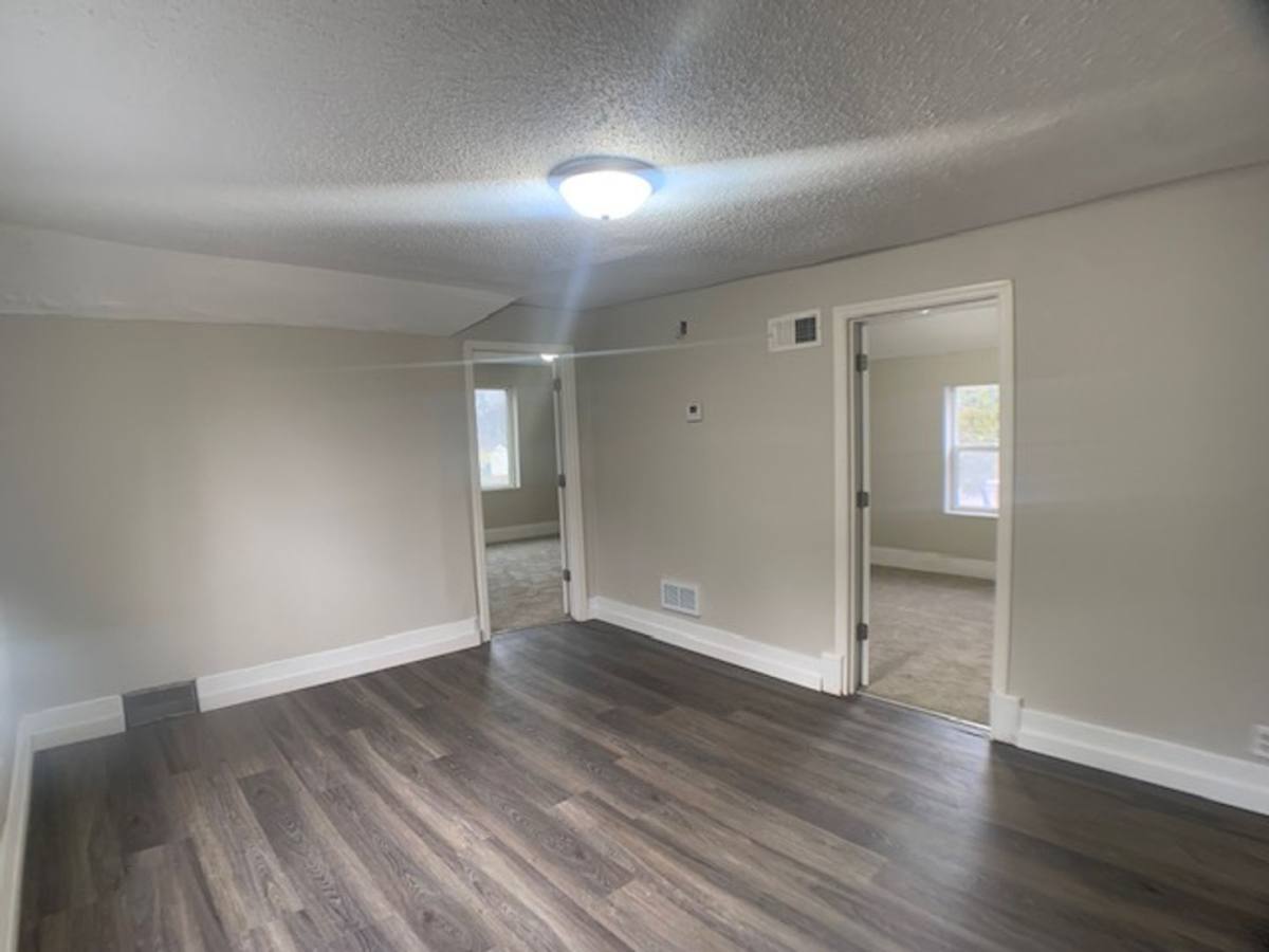 Apartment for rent at 2504 Humboldt Ave N, Minneapolis, MN 55411
