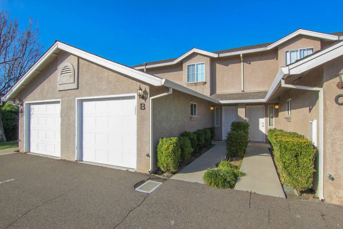 Apartment for rent at 1365 Serrano Place, Redding, CA 96003
