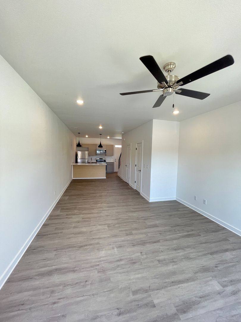 Townhouse for rent at 965 One Mile Rd, Fayetteville, AR 72703