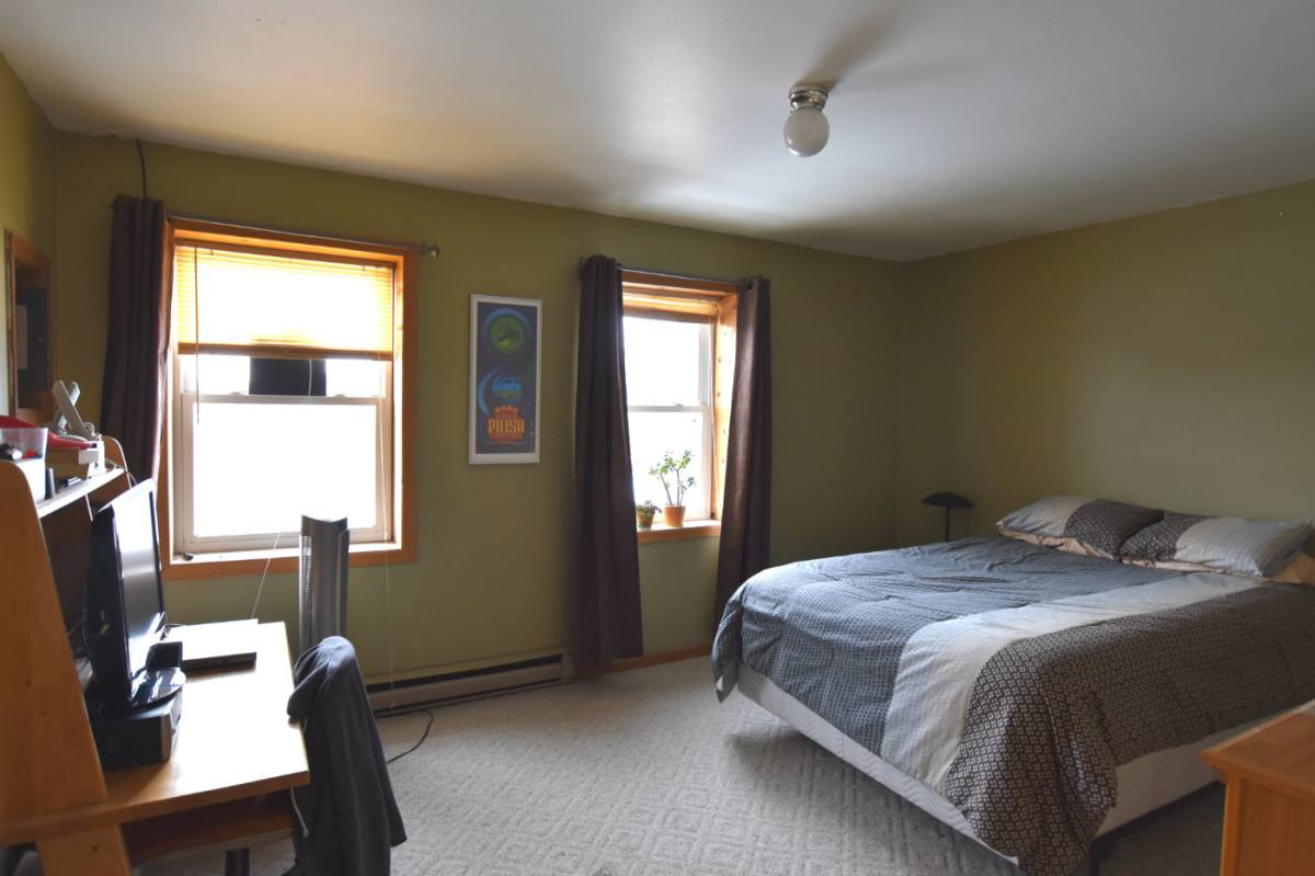 Apartment for rent at 424 N Main St, Oshkosh, WI 54901