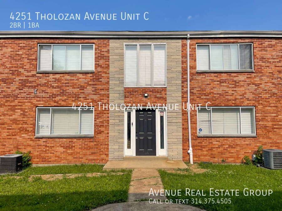 Apartment for rent at 4251 Tholozan Ave #C, Saint Louis, MO 63116