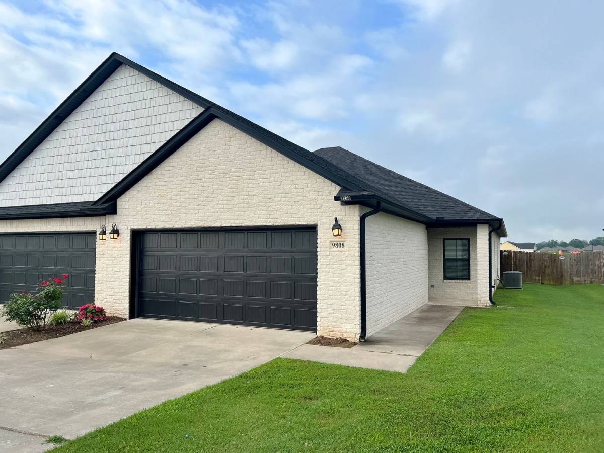 Townhouse for rent at 9808 Haven Blvd, Fort Smith, AR 72916
