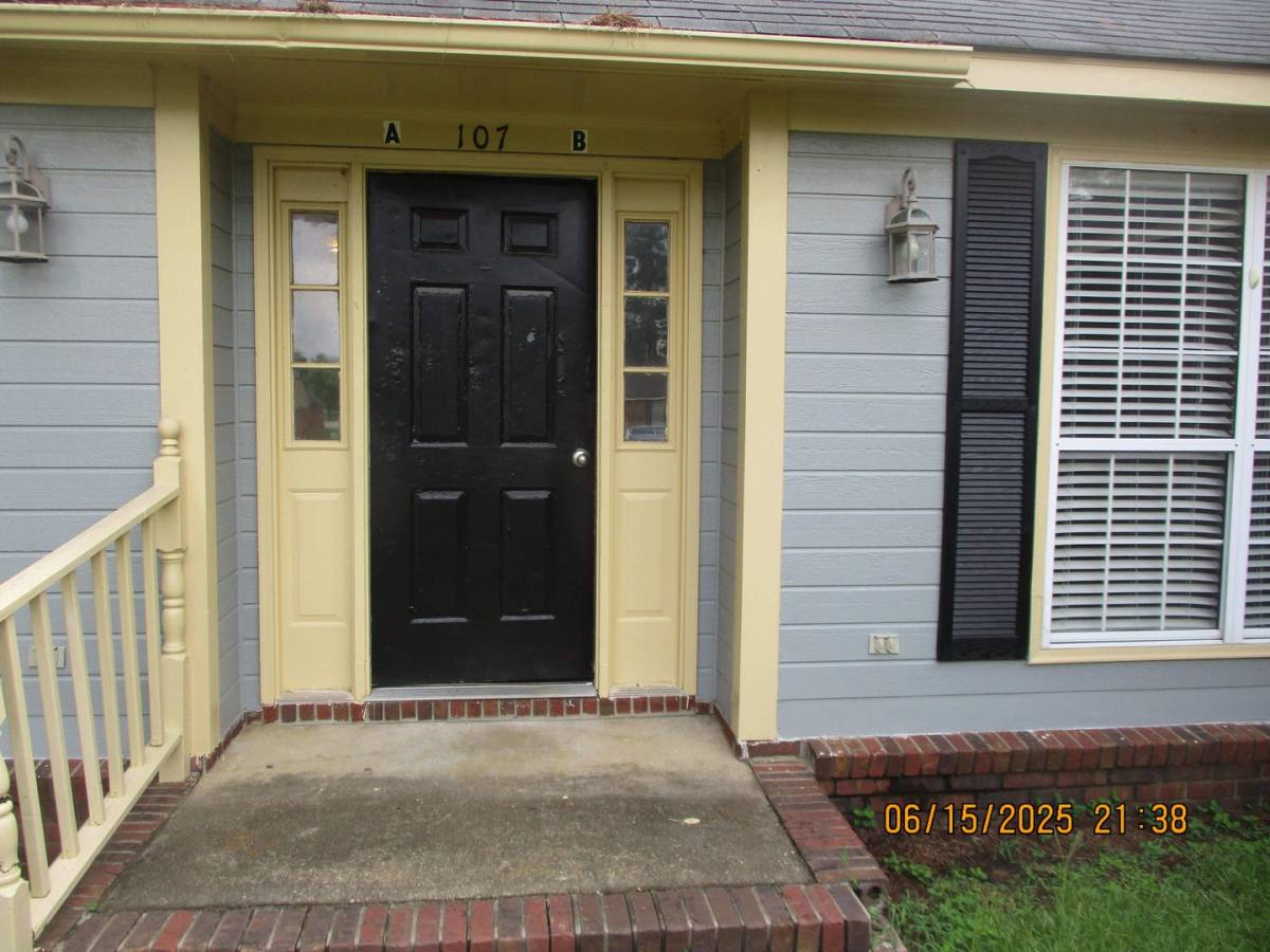 House for rent at 107 B Acacia Court, Leesburg, GA 31763