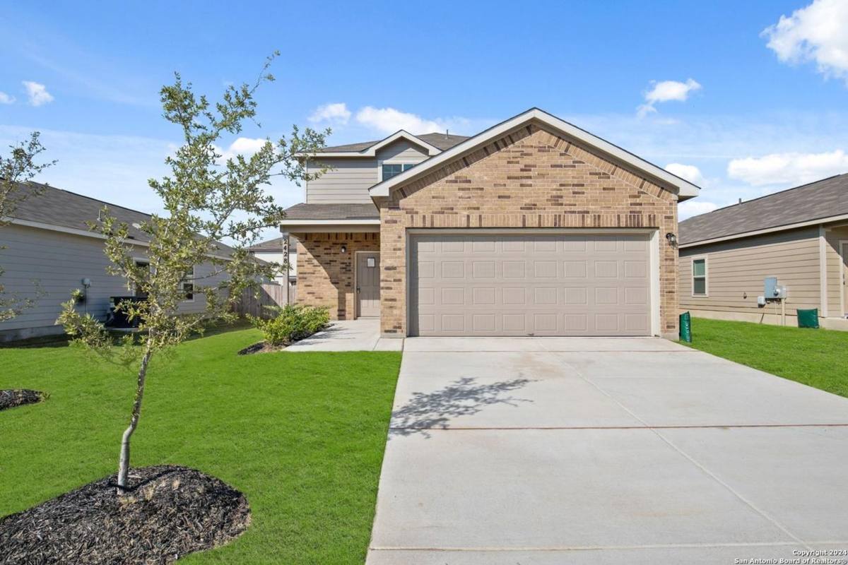 House for rent at 2428 Dino Dr, Seguin, TX 78155