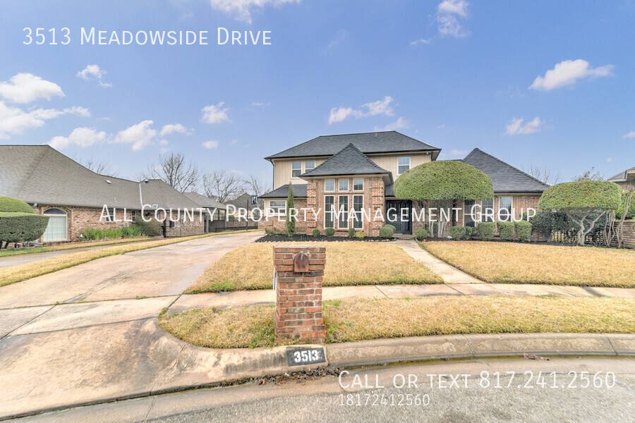 House for rent at 3513 Meadowside Dr, Bedford, TX 76021
