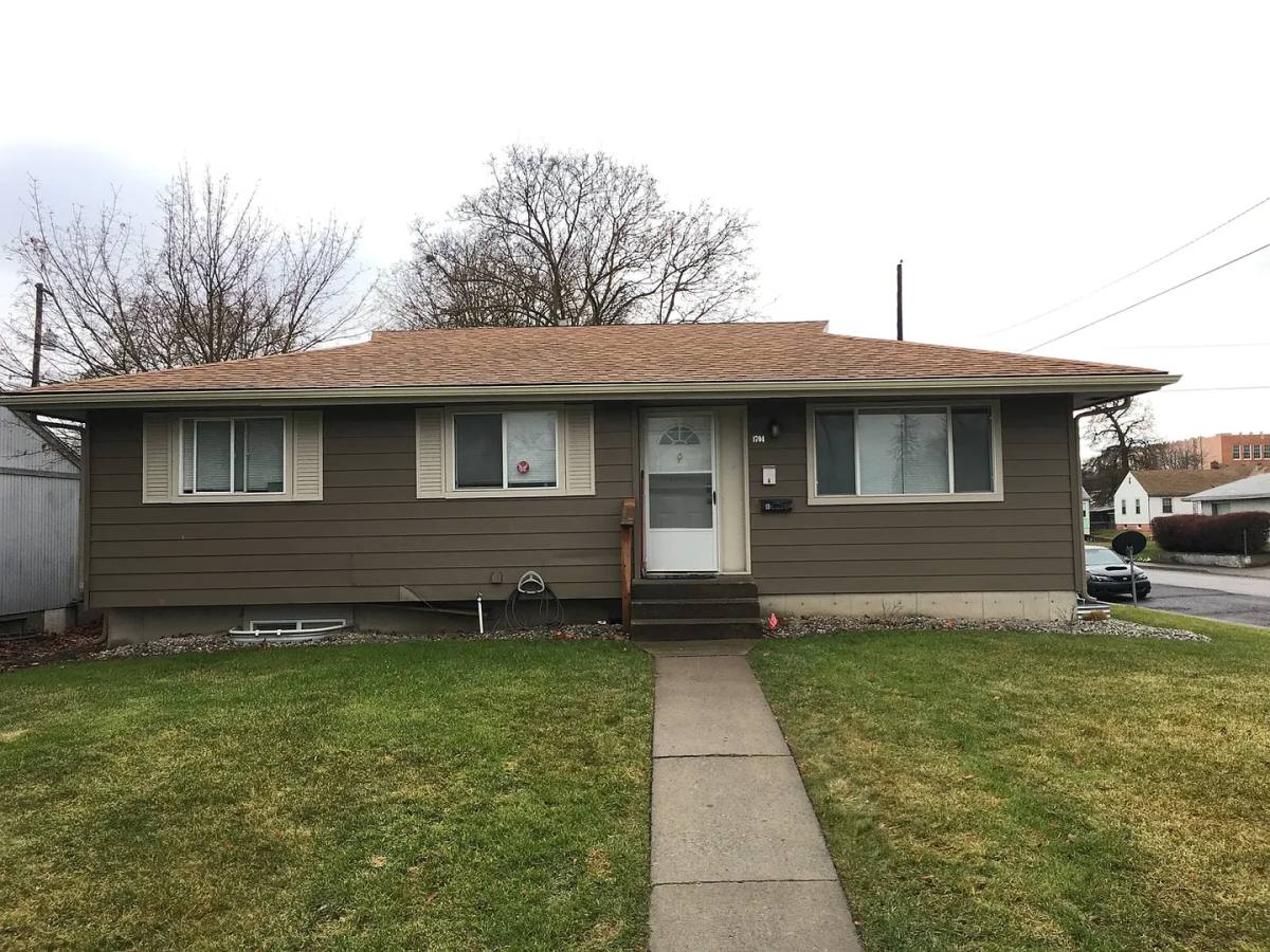 Apartment for rent at 1704 E Wabash Ave, Spokane, WA 99207