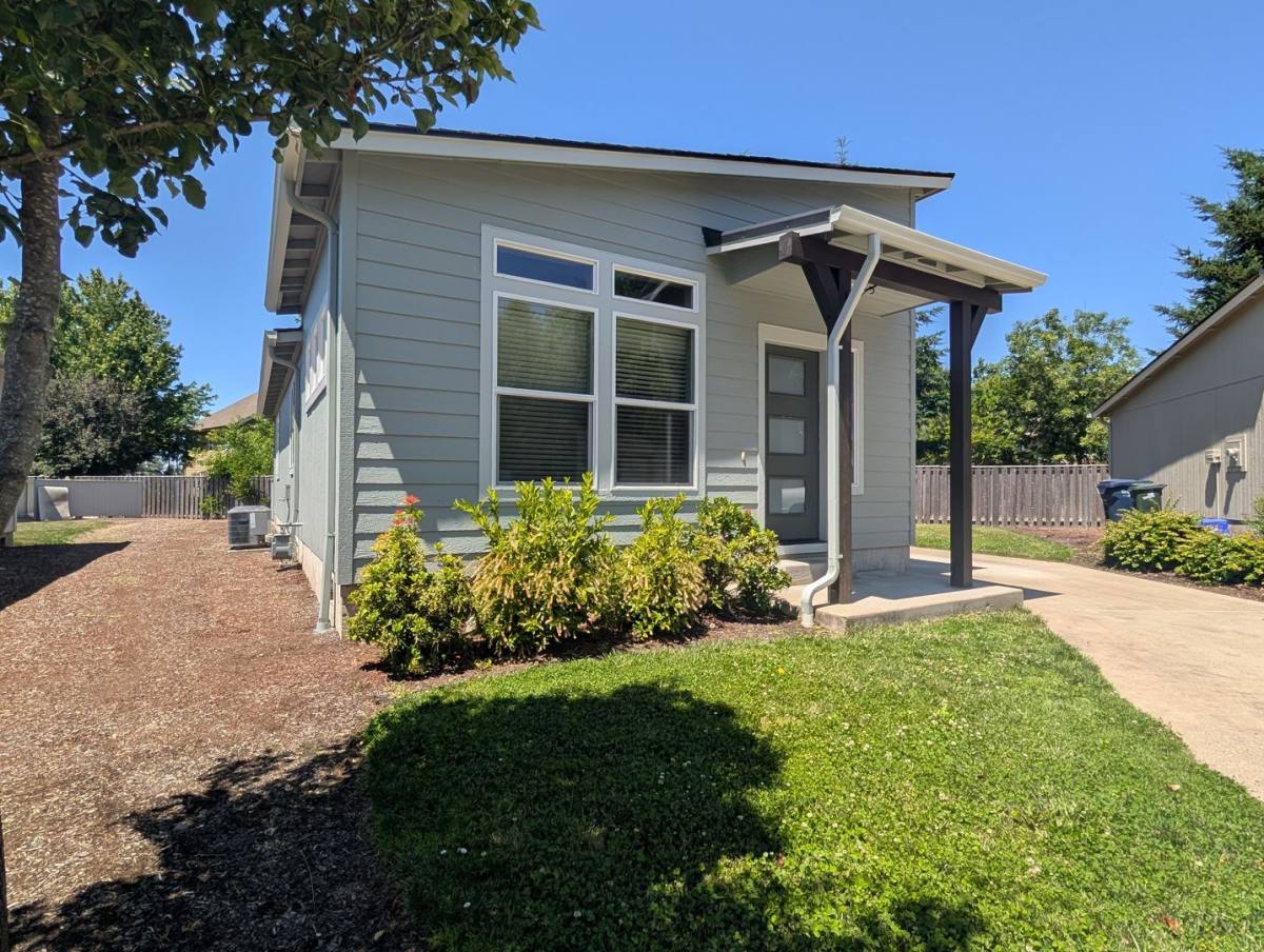 House for rent at 1346 Turtle Lane, Eugene, OR 97404