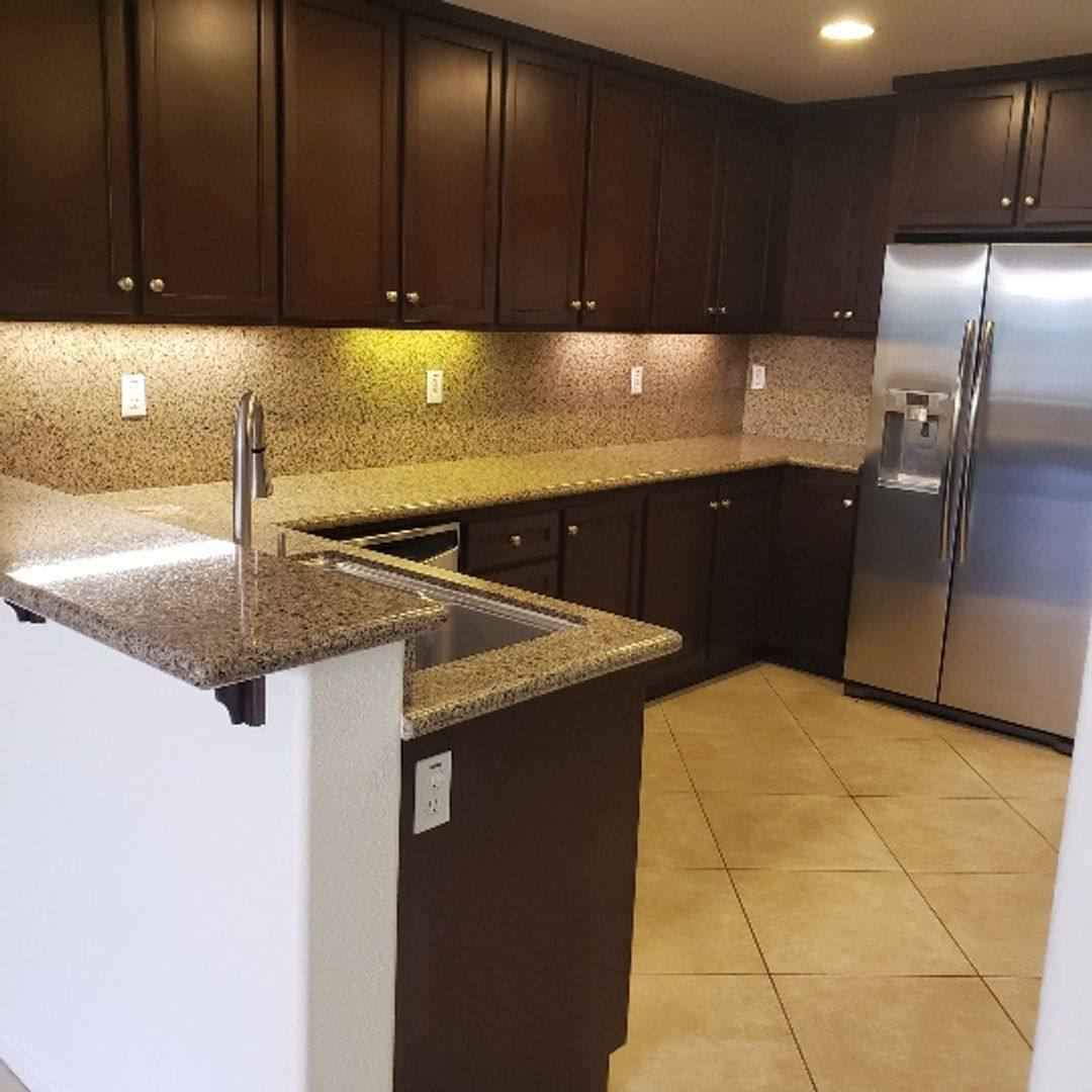 Townhouse for rent at 12434 Benton Dr, Rancho Cucamonga, CA 91739