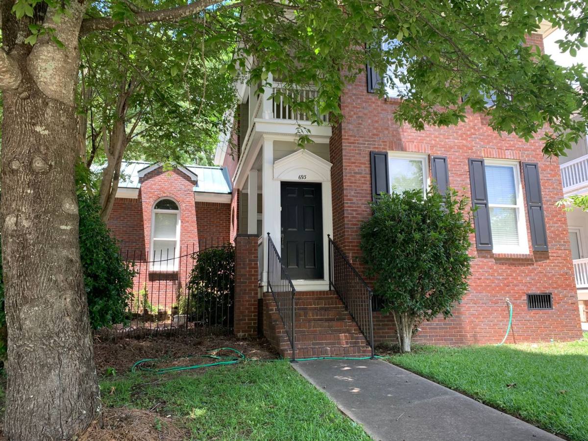 Townhouse for rent at 693 Kings Way, Auburn, AL 36830
