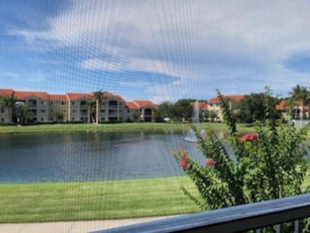 House for rent at 1550 S 42nd Circle, Vero Beach, FL 32967