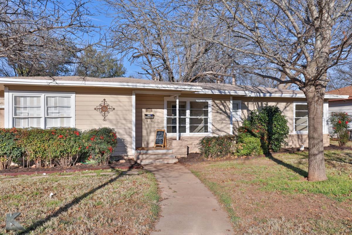 House for rent at 4042 Benbrook, Abilene, TX 79605