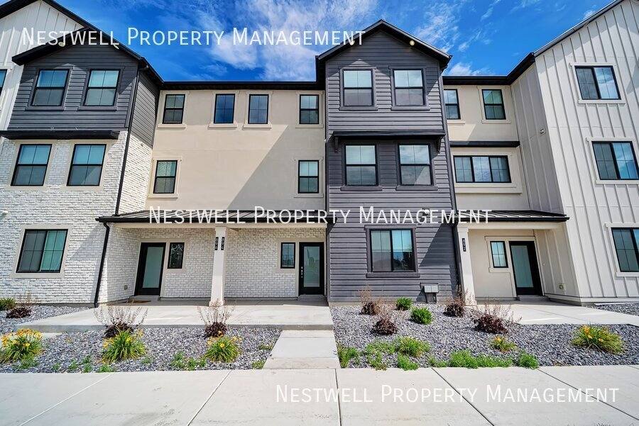 Townhouse for rent at 894 W 560 S, American Fork, UT 84003