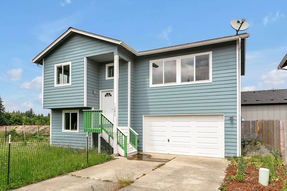House for rent at 1282 SE Casandra Loop, Port Orchard, WA 98366