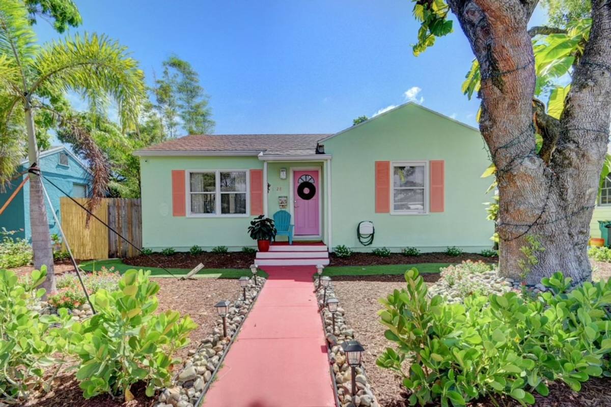 House for rent at 1128 N L St, Lake Worth Beach, FL 33460