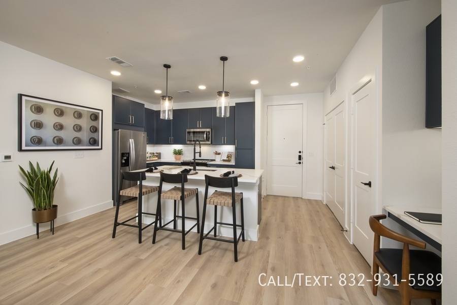 Apartment for rent at 6003 Westview Dr #ADD1, Houston, TX 77055