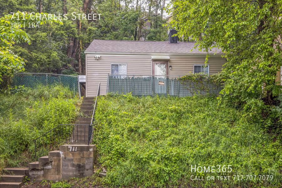 House for rent at 711 Charles St, Carnegie, PA 15106