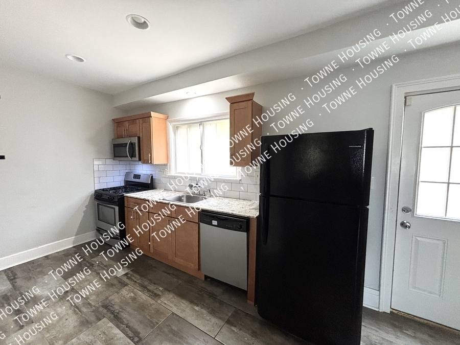 House for rent at 105 Mariner St, Buffalo, NY 14201