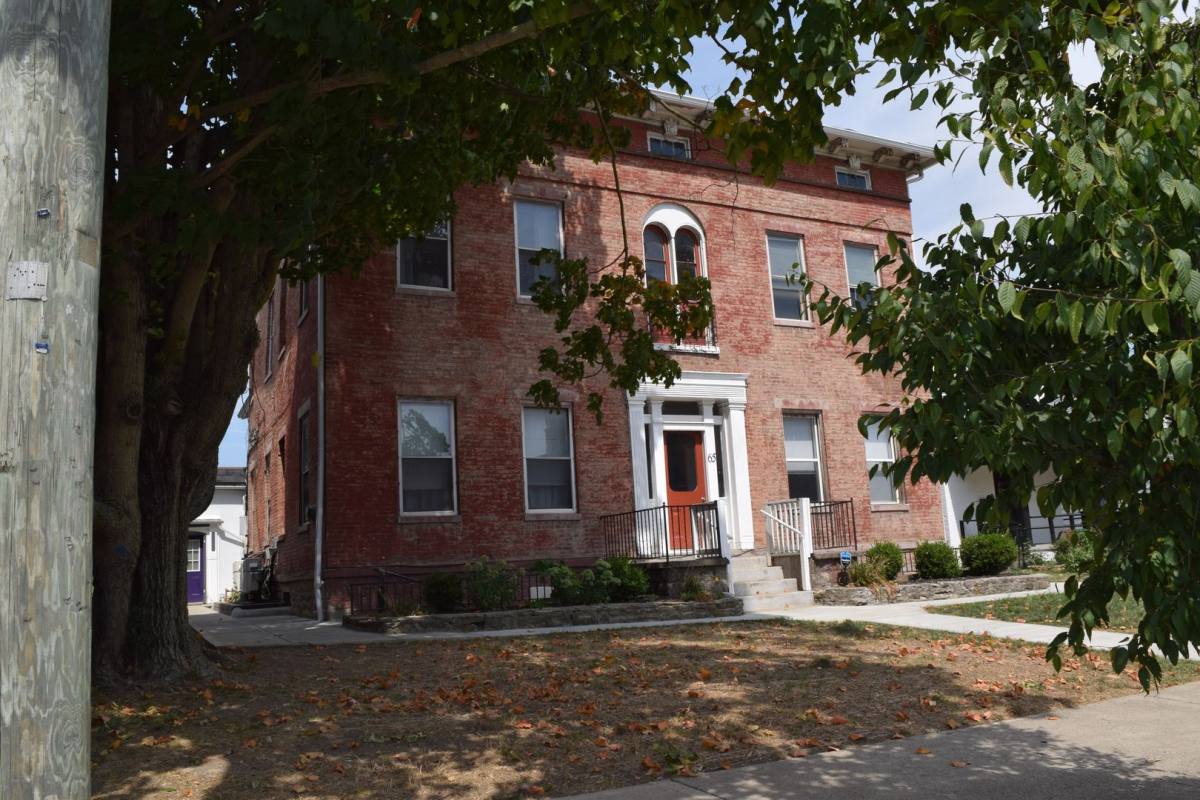 Apartment for rent at 65 E Williams St, Delaware, OH 43015