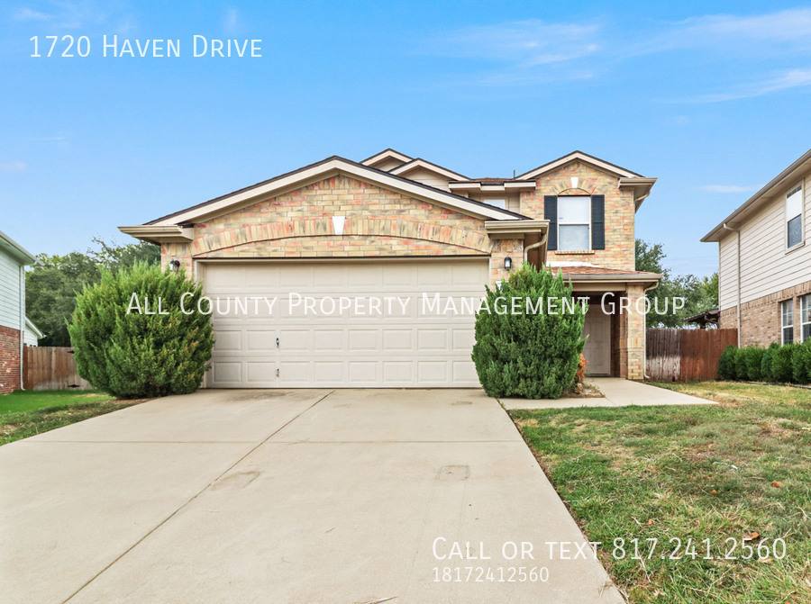 House for rent at 1720 Haven Dr, Bedford, TX 76022