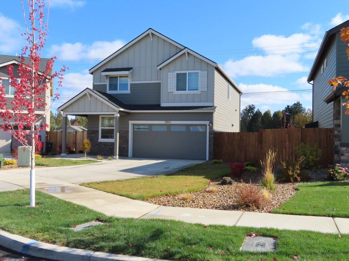 House for rent at 61824 SE Finn Place, Bend, OR 97702