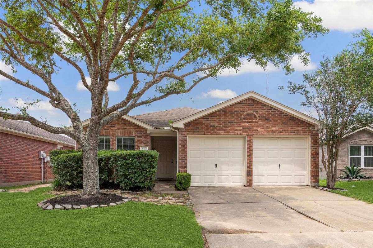 House for rent at 21102 Somerset Park Lane, Katy, TX 77450