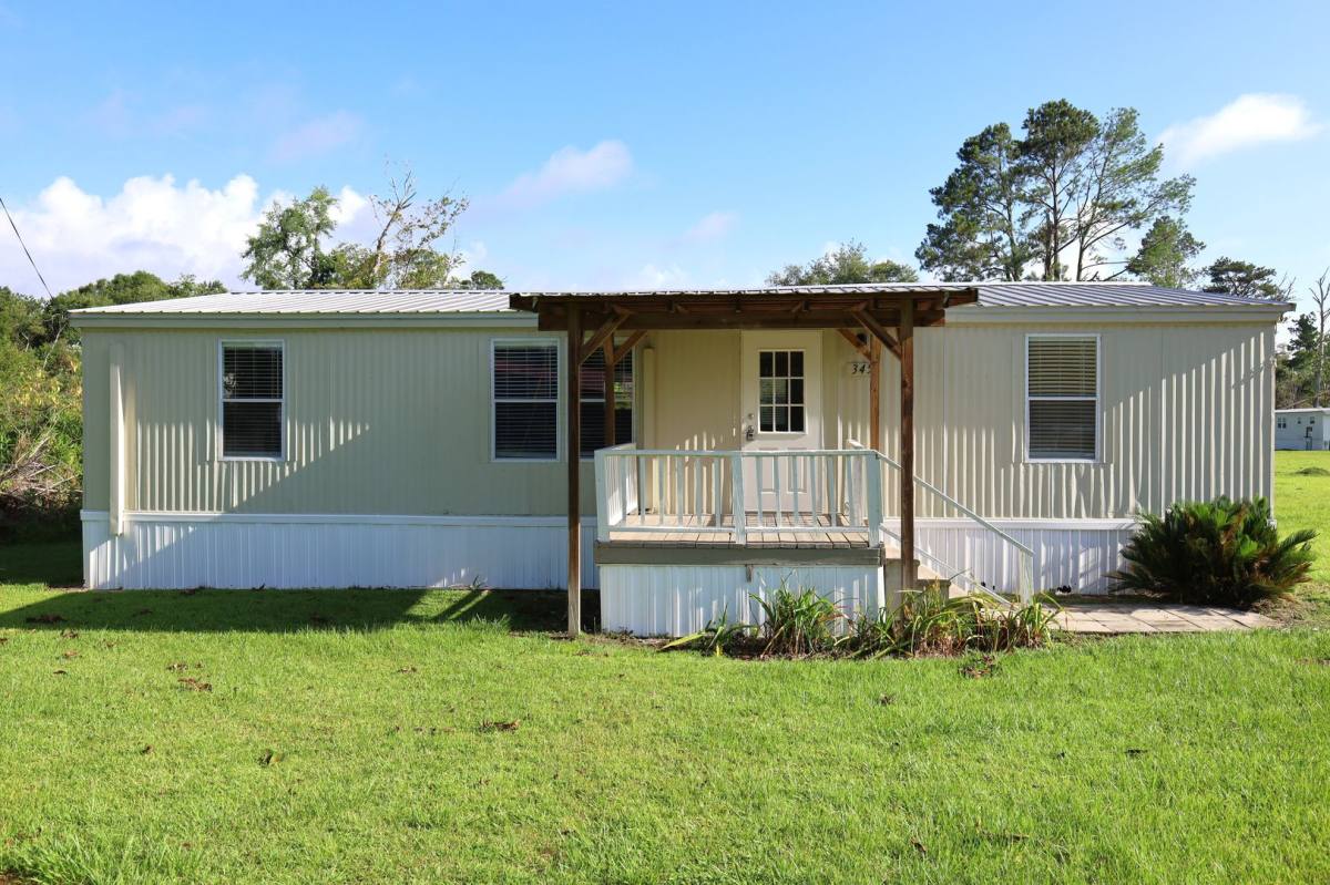 House for rent at 345 Miller St, Ray City, GA 31645