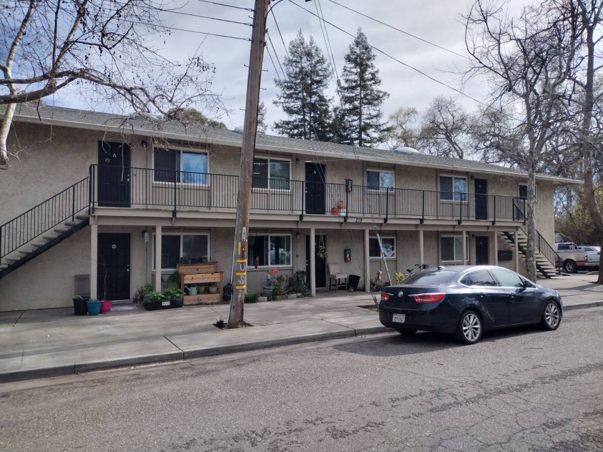 Apartment for rent at 219 W 20th St, Chico, CA 95928