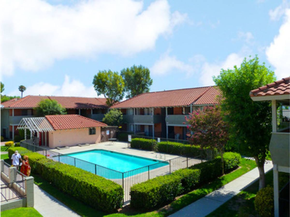 Apartment for rent at 1531 W Rialto Ave, Fontana, CA 92335