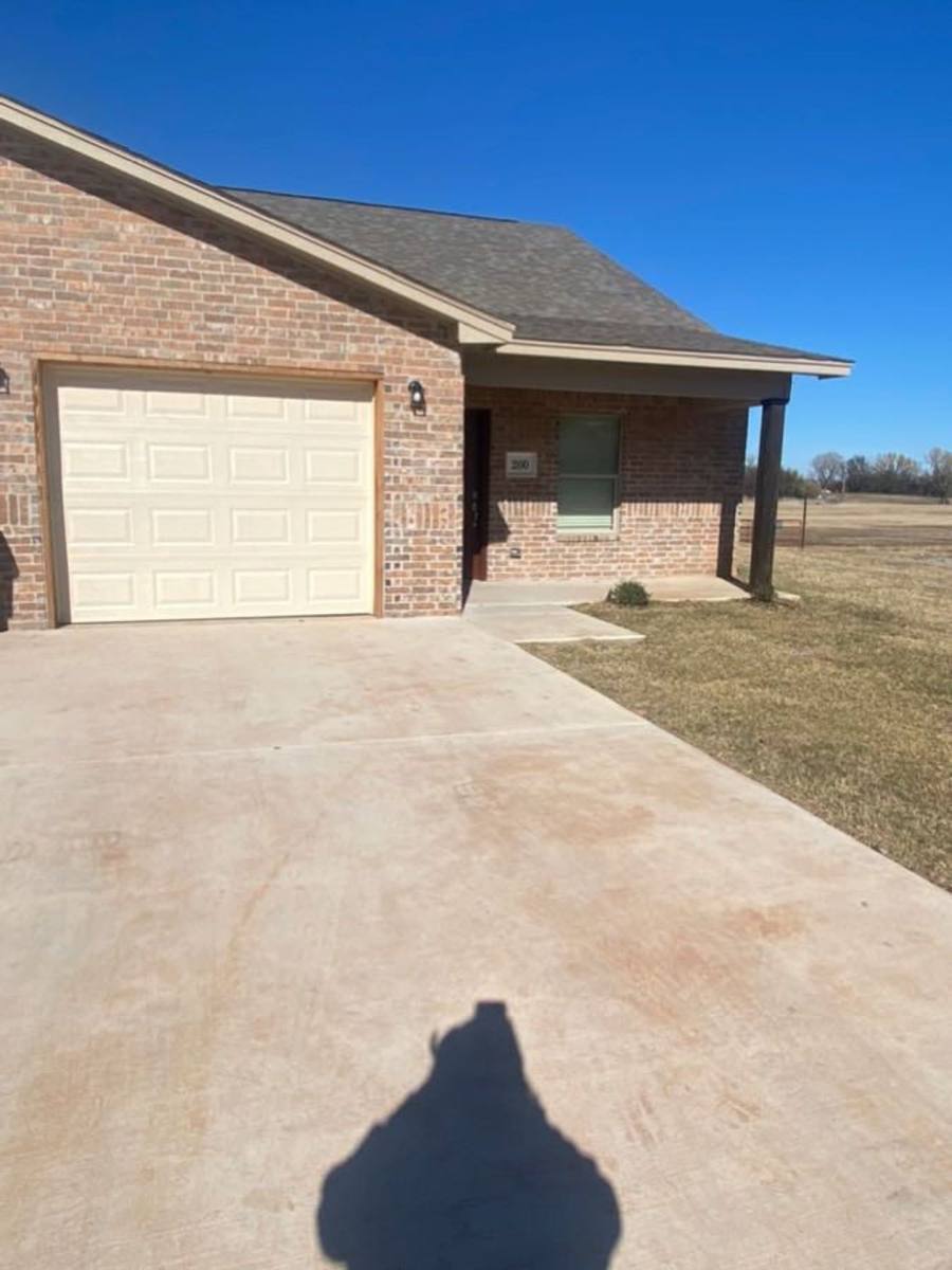 Apartment for rent at 123 Michael Blvd, Pauls Valley, OK 73075