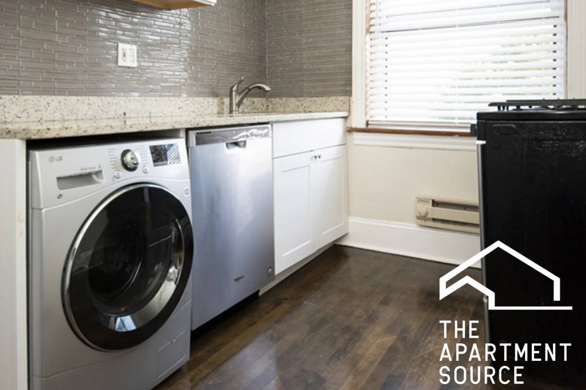 Apartment for rent at 312 Lee St #3, Evanston, IL 60202
