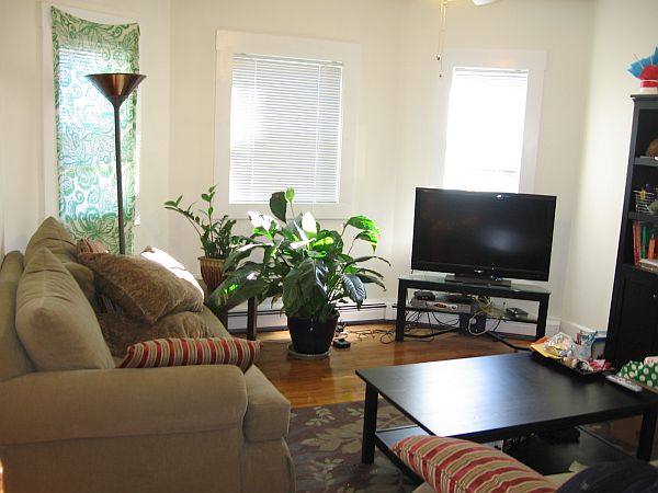 Apartment for rent at 33 Jay St #1, Somerville, MA 02144