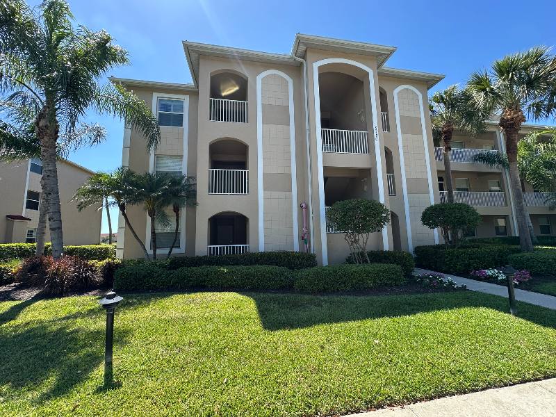 Condo for rent at 2720 Cypress Trace Circle #2920, Naples, FL 34119