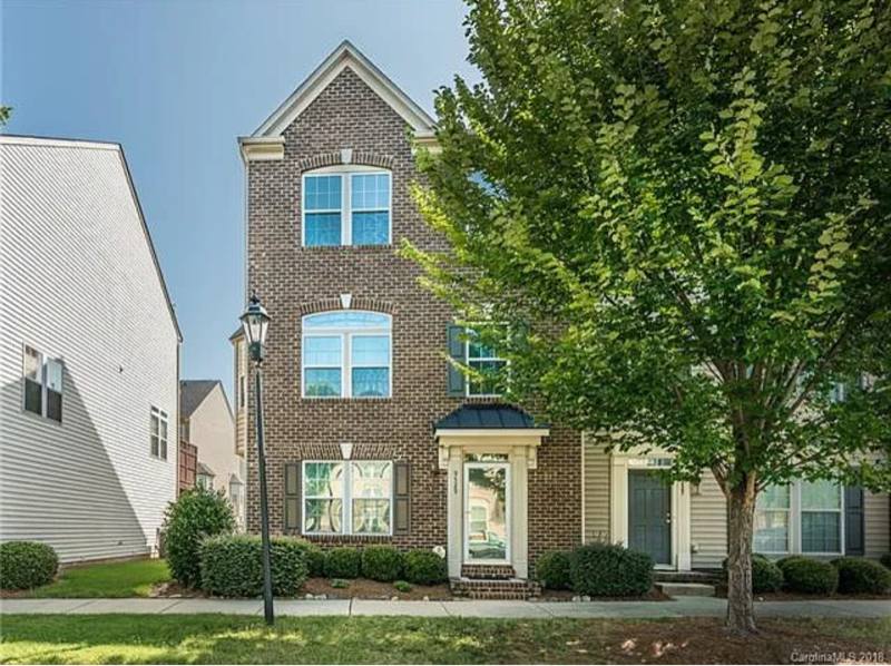 Townhouse for rent at 9329 Lenox Pointe Dr, Charlotte, NC 28273