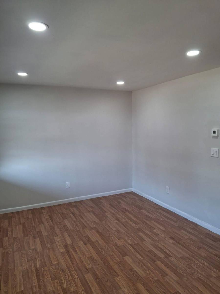 Apartment for rent at 202 12th St #9, Palisades Park, NJ 07650