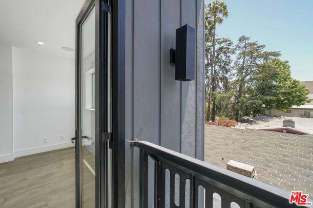 Townhouse for rent at 1445 1 2 N Martel Ave, Los Angeles, CA 90046
