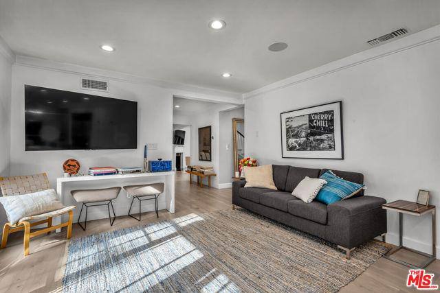 House for rent at 751 Westholme Ave, Los Angeles, CA 90024