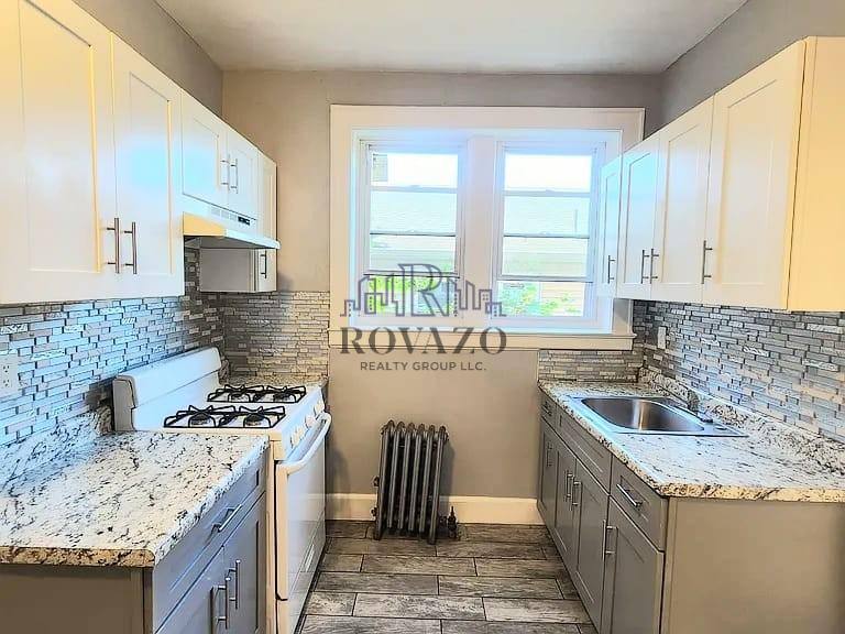 Apartment for rent at 372-374 S 20th St #8, Newark, NJ 07103