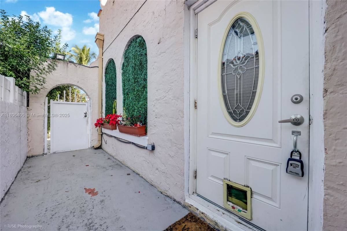 Apartment for rent at 1678 SW 11th St, Miami, FL 33135