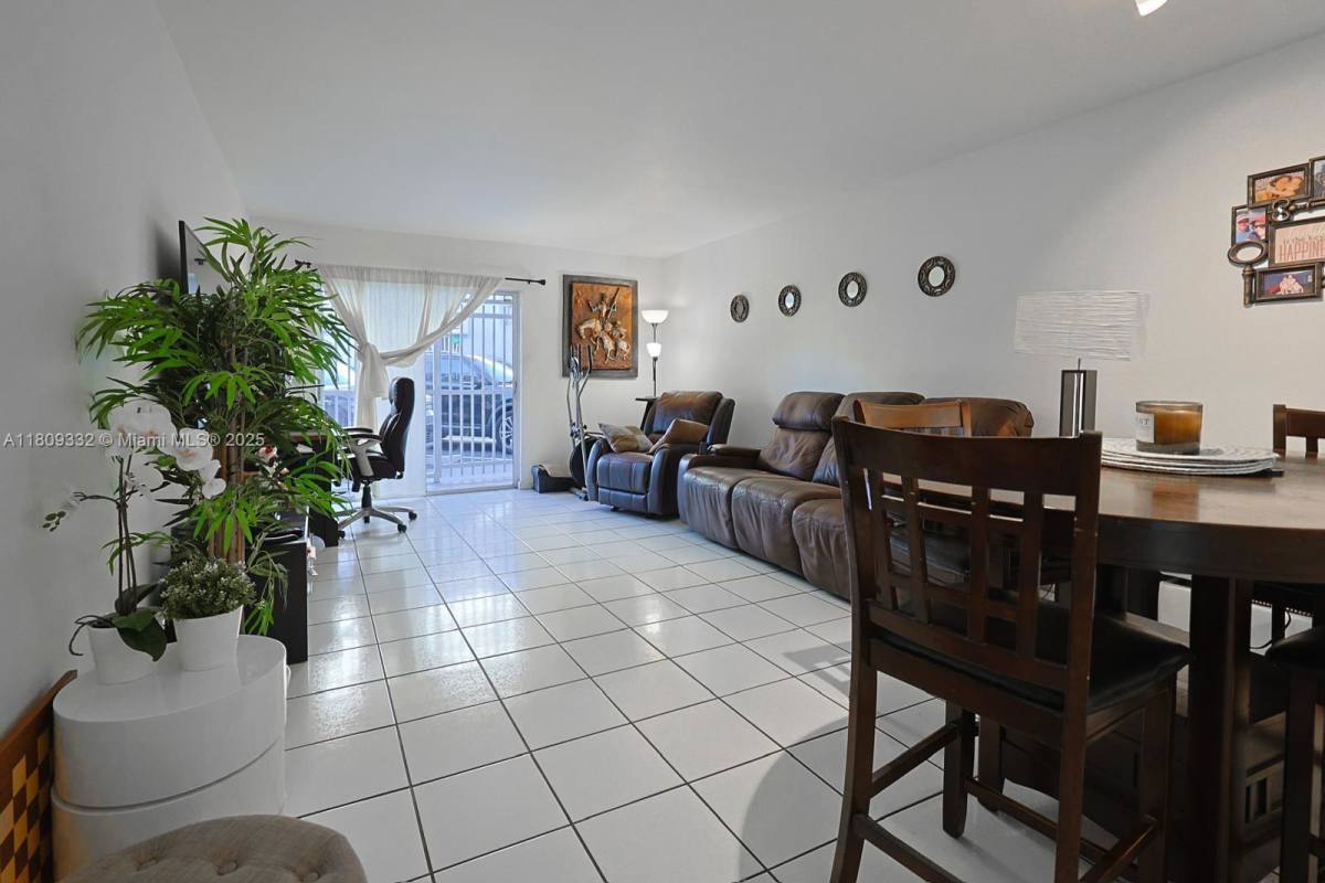 Apartment for rent at 2730 W 76th St #104, Hialeah, FL 33016