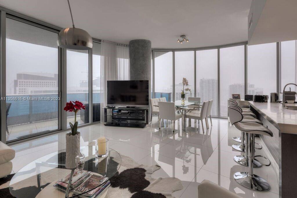 Apartment for rent at 200 Biscayne Blvd Way #A4402, Miami, FL 33131