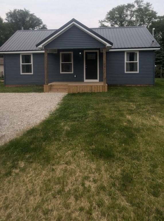 House for rent at 1504 Belnap St, Mount Pleasant, MI 48858