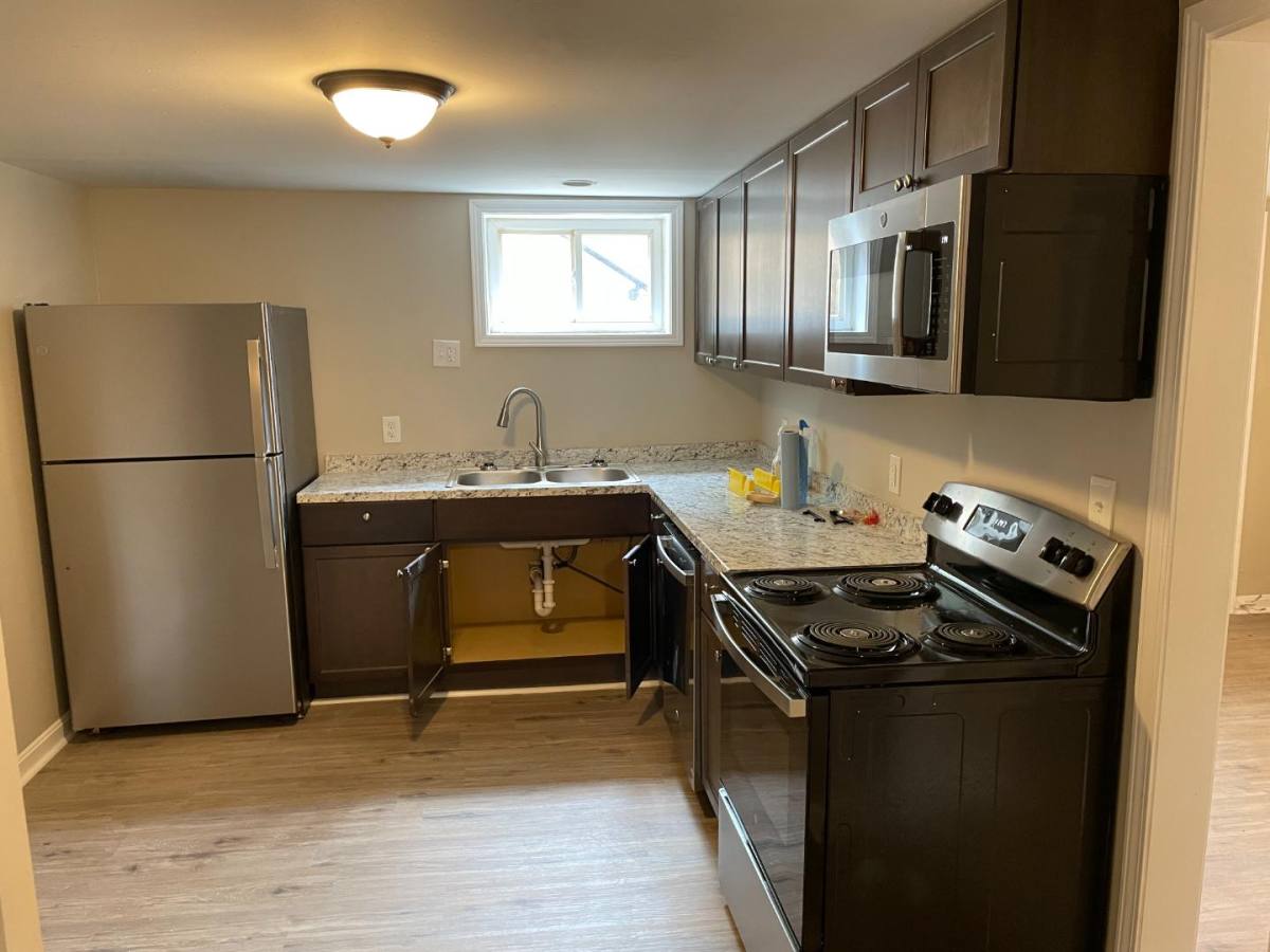 Apartment for rent at 3652 Roundhill Ave NW #2, Roanoke, VA 24012
