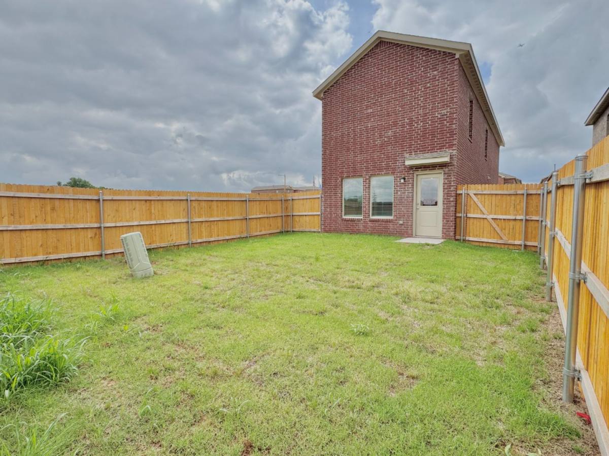 House for rent at 3307 NW 149th St, Oklahoma City, OK 73134