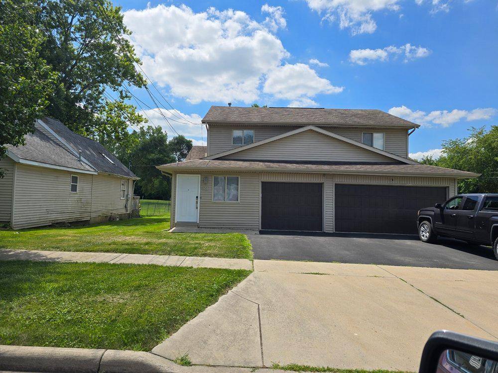 Apartment for rent at 1101 1103 First St, Findlay, OH 45840