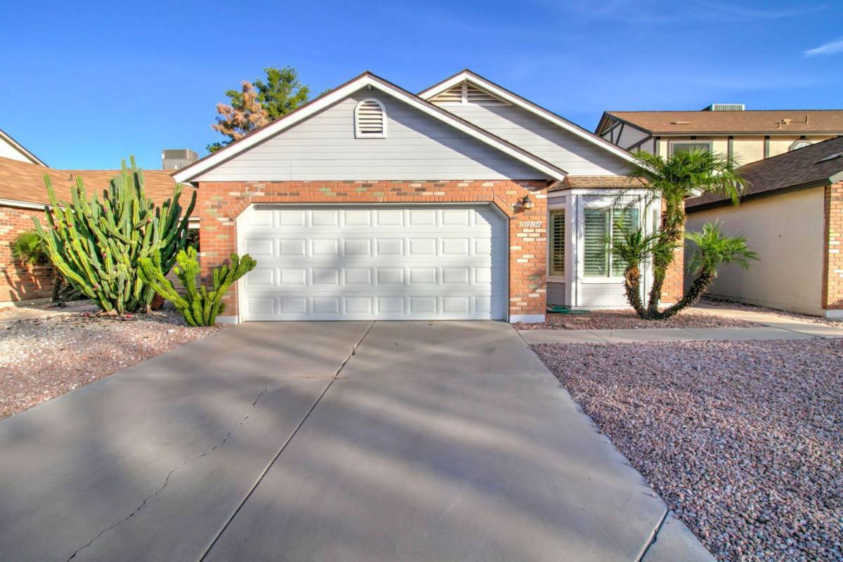 House for rent at 1224 W Boxelder Circle, Chandler, AZ 85224