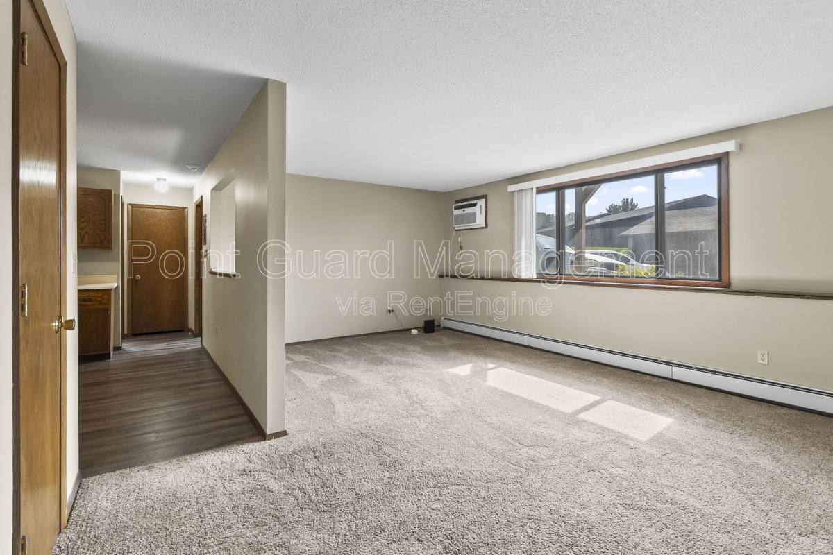 Apartment for rent at 4101 S Locust Dr #2, Sioux Falls, SD 57105