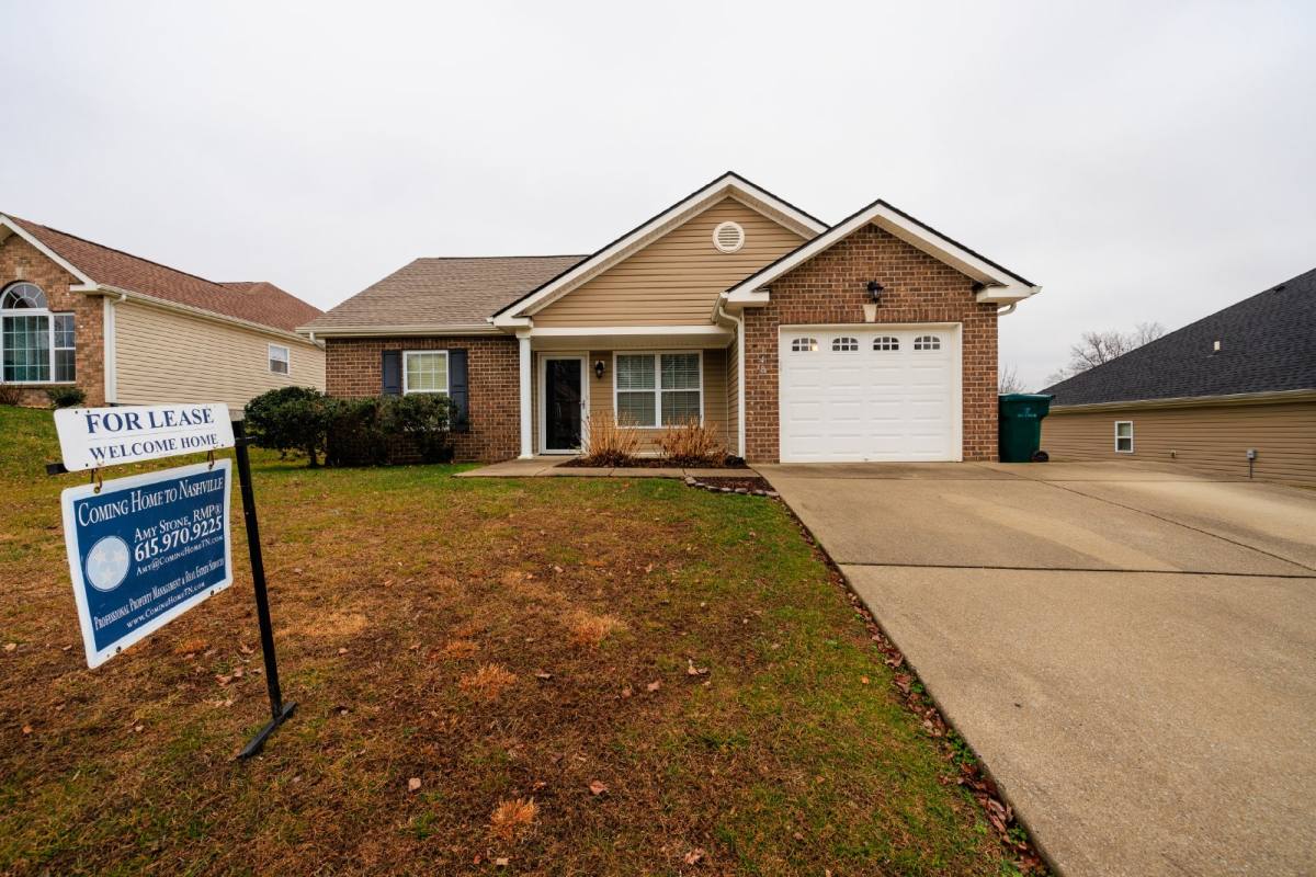 House for rent at 148 Granda Flora Dr, White House, TN 37188