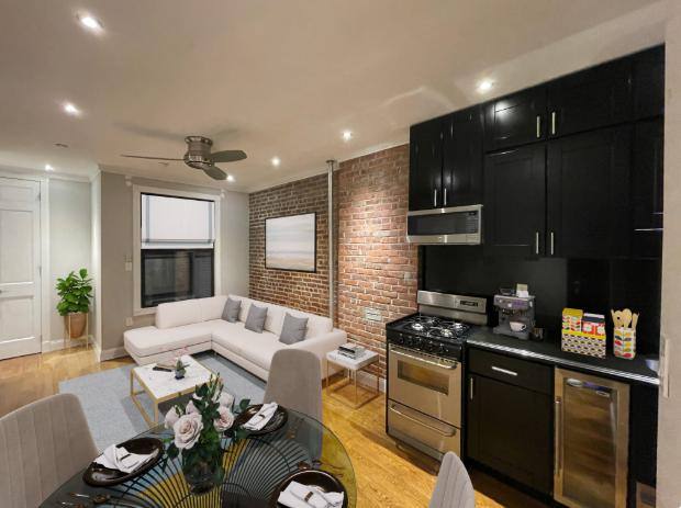 Apartment for rent at 436 W 52nd St #7C, New York, NY 10019