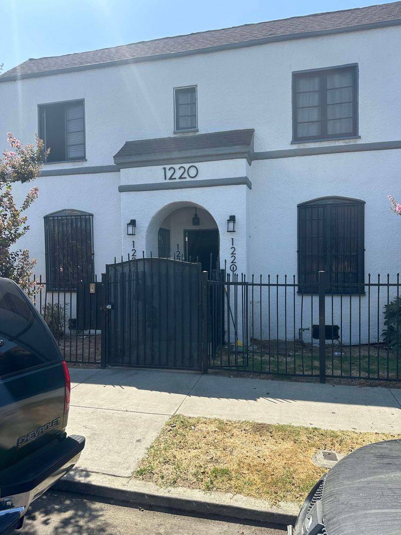 Apartment for rent at 1220 E 43rd St, Los Angeles, CA 90011